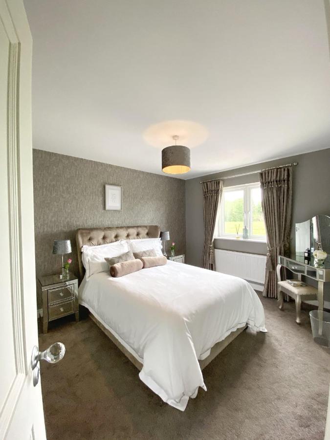 הוילה Swallow Lane, Enniskillen, Co Fermanagh, 5* Chic מראה חיצוני תמונה